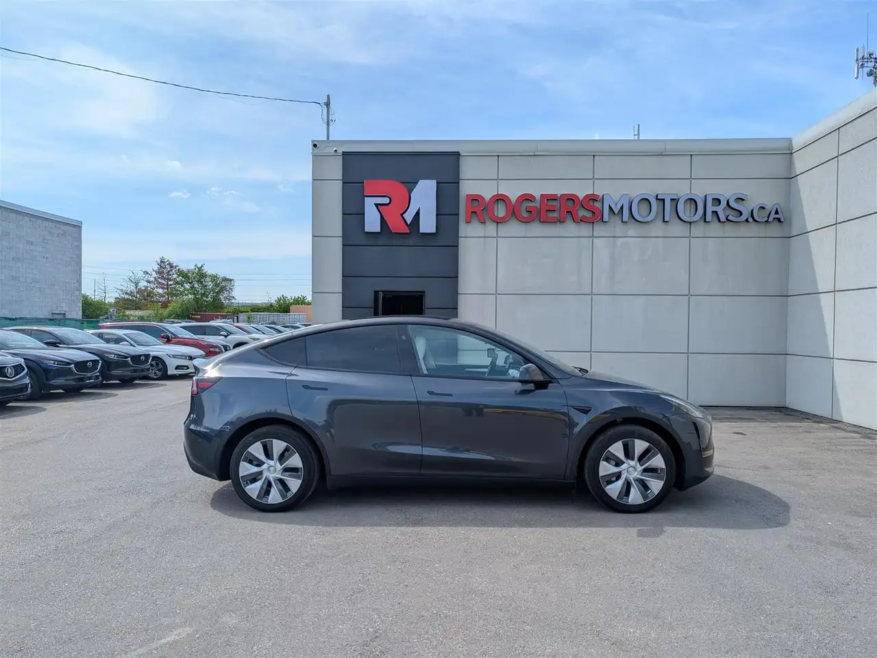 Tesla Model Y fotografie Tesla Model Y