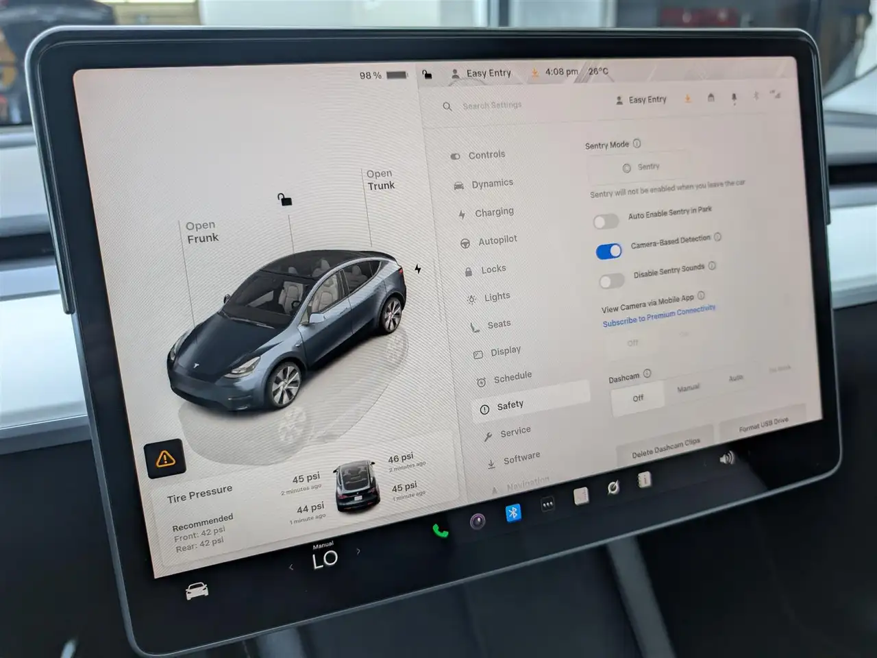 Tesla Model Y fotografie Tesla Model Y