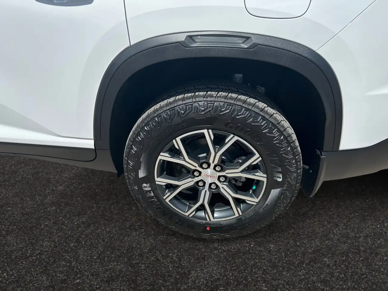 GMC Acadia снимка GMC Acadia