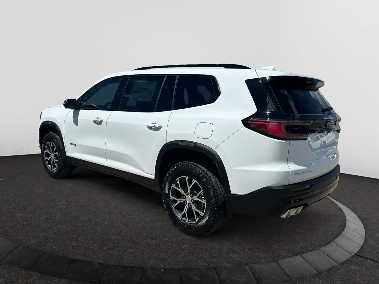 GMC Acadia снимка GMC Acadia