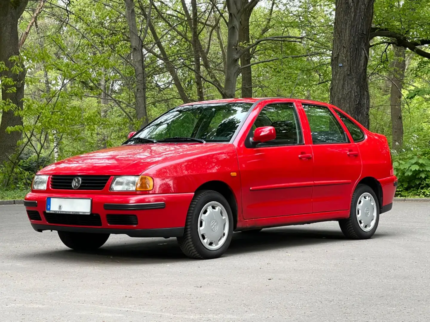 Volkswagen Polo 1.4 Classic *KLIMA / Oma´s Auto* Rojo - 2