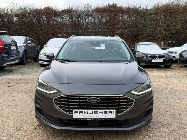 Ford Focus Turnier Titanium Aut Navi LED Winterpaket