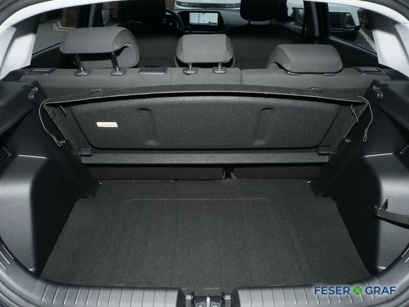 Hyundai i20 SELECT NAVI KAMERA KLIMA USB CARPLAY — photo 9