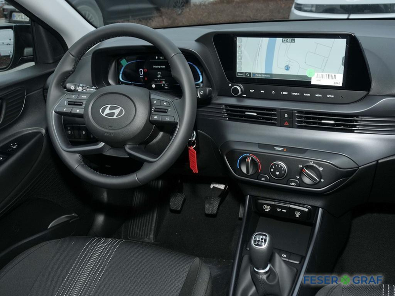 Hyundai i20 SELECT NAVI KAMERA KLIMA USB CARPLAY — photo 3