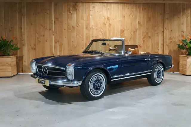 Mercedes-Benz SL 280 Pagode | Fully Restored | Fully Matching