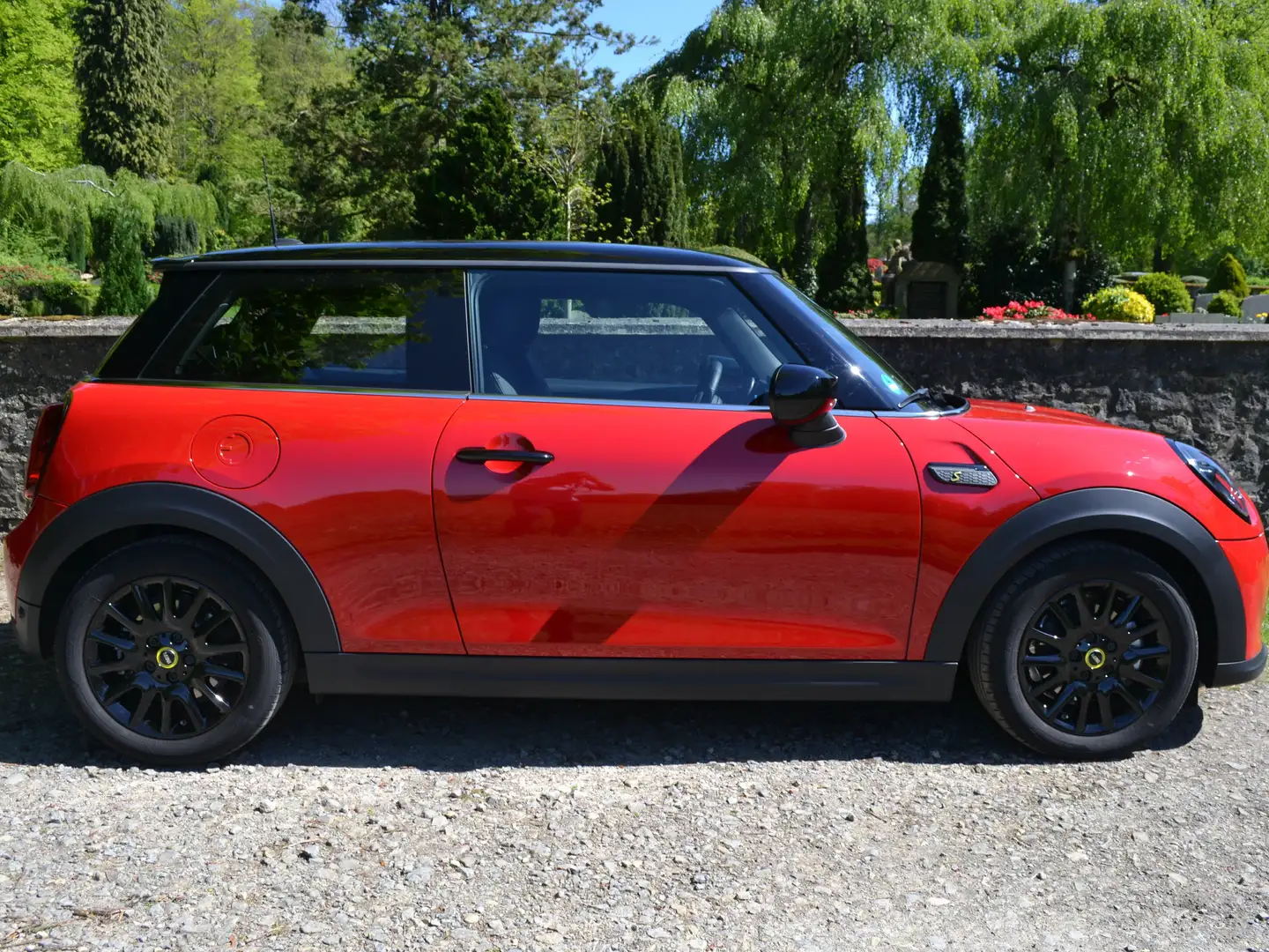 MINI Cooper SE Mini Cooper SE Classic Trim 8x Runflatreifen Rot - 2