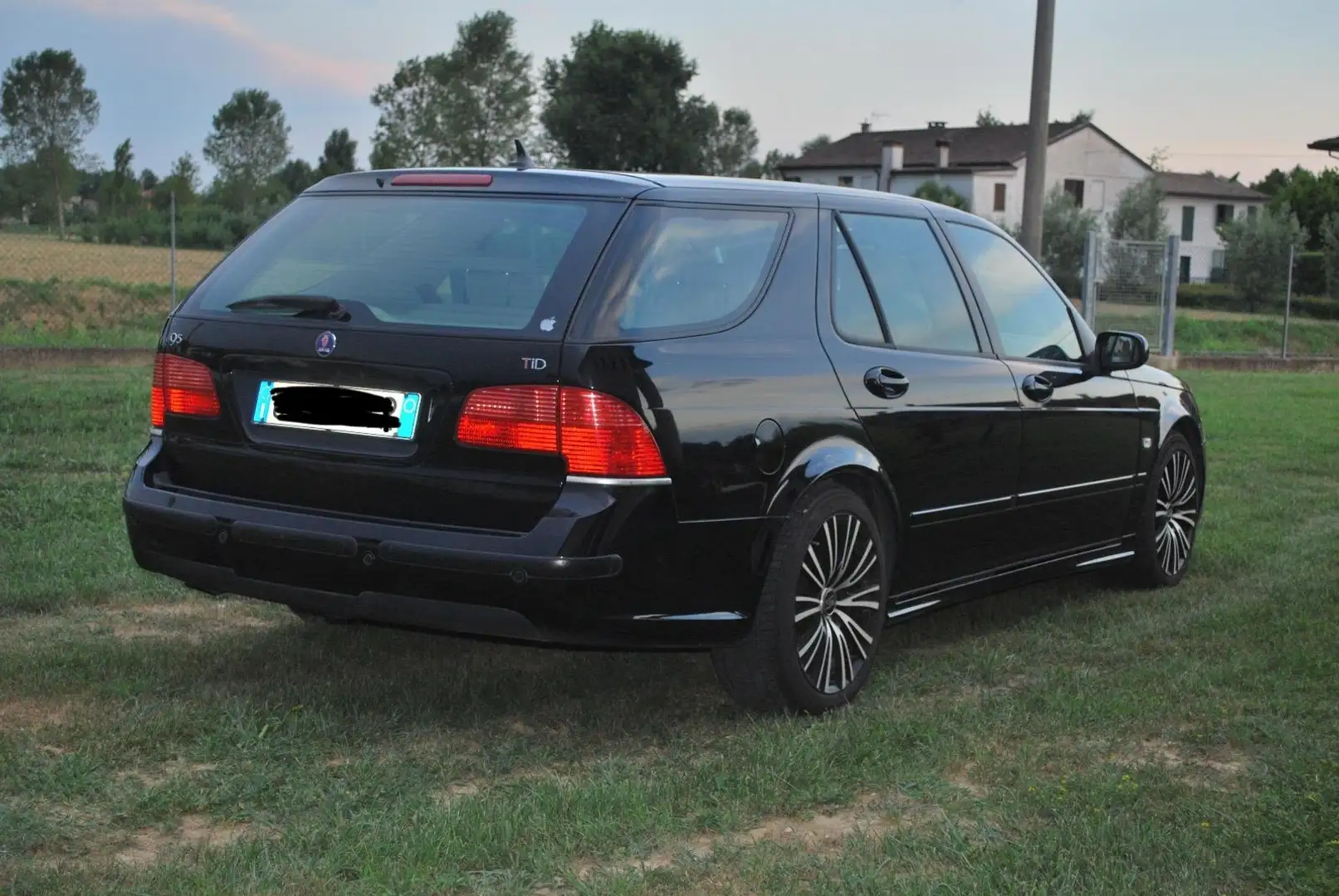 Saab 95 vector sw Černá - 2