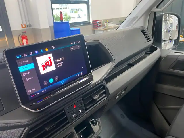 Volkswagen Crafter view 11