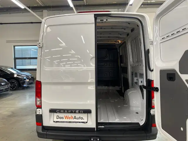 Volkswagen Crafter view 8
