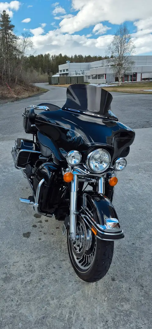 Harley-Davidson Ultra Classic Negru - 2