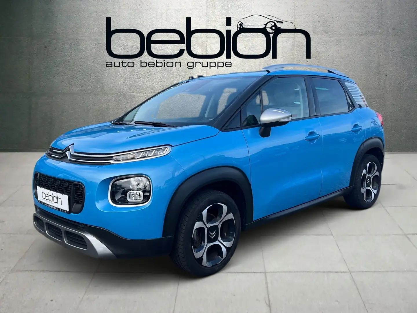 Citroen C3 Aircross 1.2 PureTech 110 Shine SpurH LM SD Bleu - 2