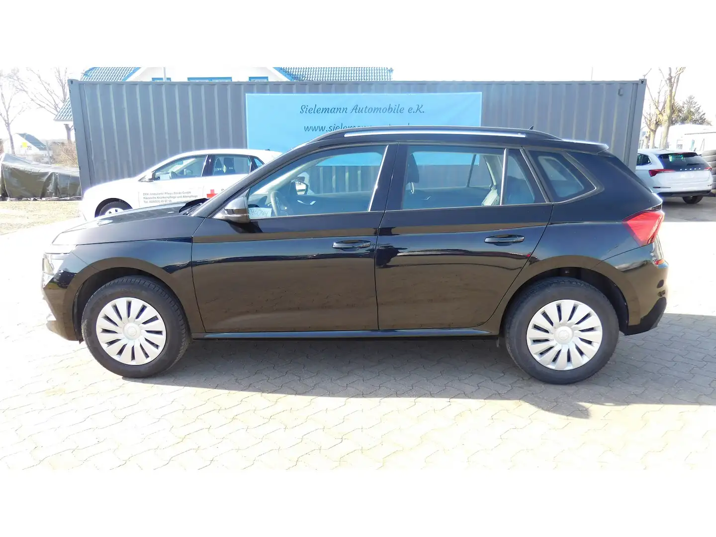 Skoda Kamiq 1.0 Active TSI BMT Navi Klima LED Zwart - 1