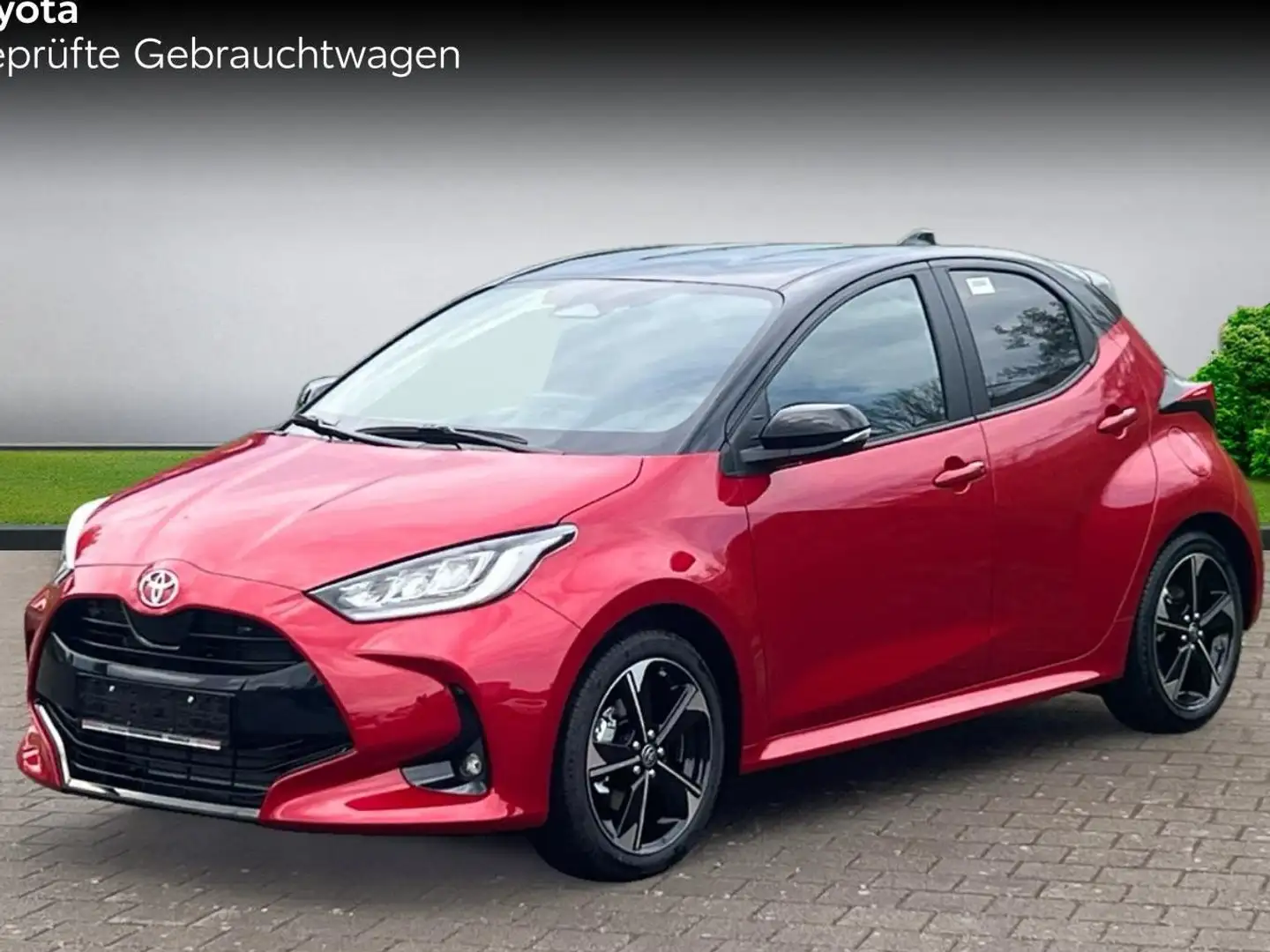 Toyota Yaris Hybrid Style Plus Zins 1,99% Teilleder StyleSafety Rood - 1