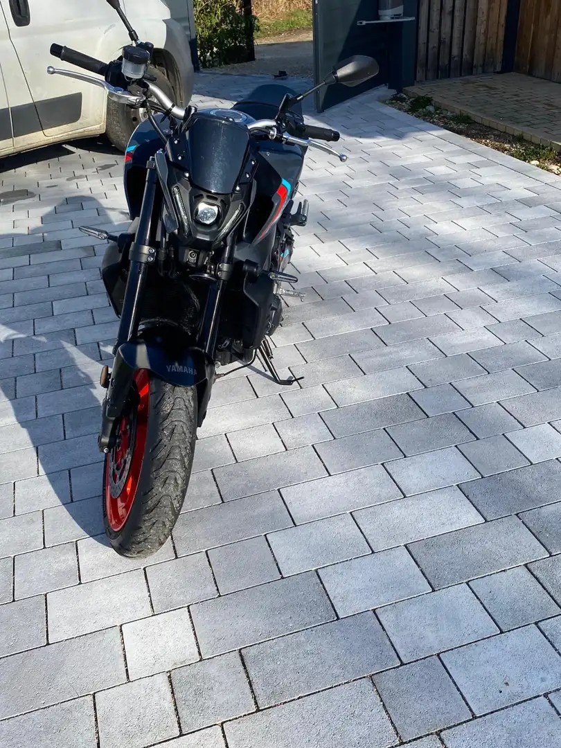 Yamaha MT-09 Gris - 2