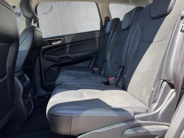 Ford S-Max view 10