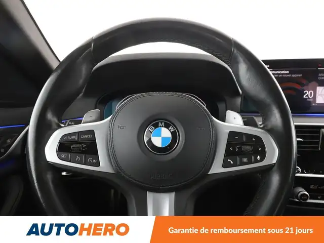BMW 5 Series view 19
