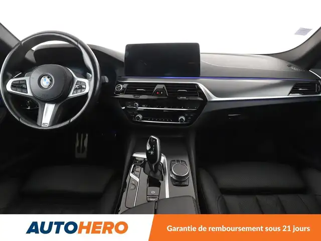 BMW 5 Series view 12