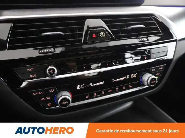 BMW 5 Series view 25