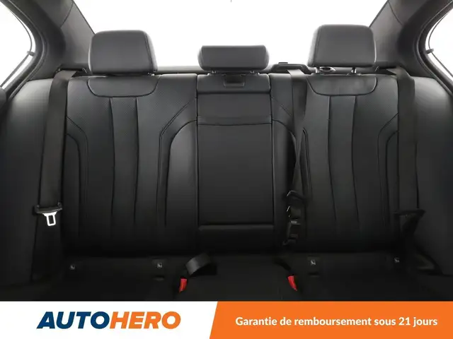 BMW 5 Series view 15