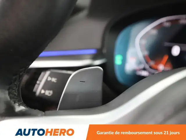 BMW 5 Series view 28