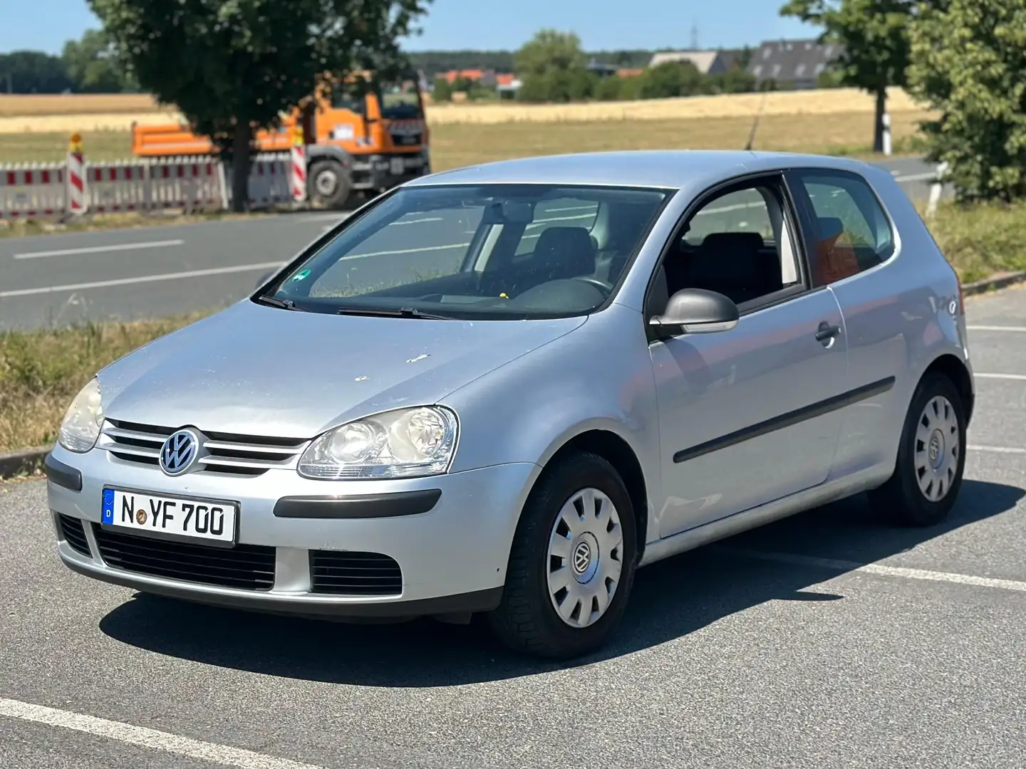 Volkswagen Golf 1.4 Neu tüv scheckheftgepflegt - 2