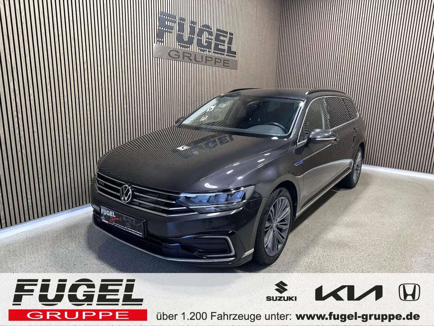 Volkswagen Passat Variant 1.4 TSI GTE R-Line 360°|Leder|AHK|18"|virt. Cockpi Grau - 1