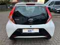 Toyota Aygo x-play Team D/TEMP/KAM/GJR/LMF/1HD/KLIMA Weiß - thumbnail 6