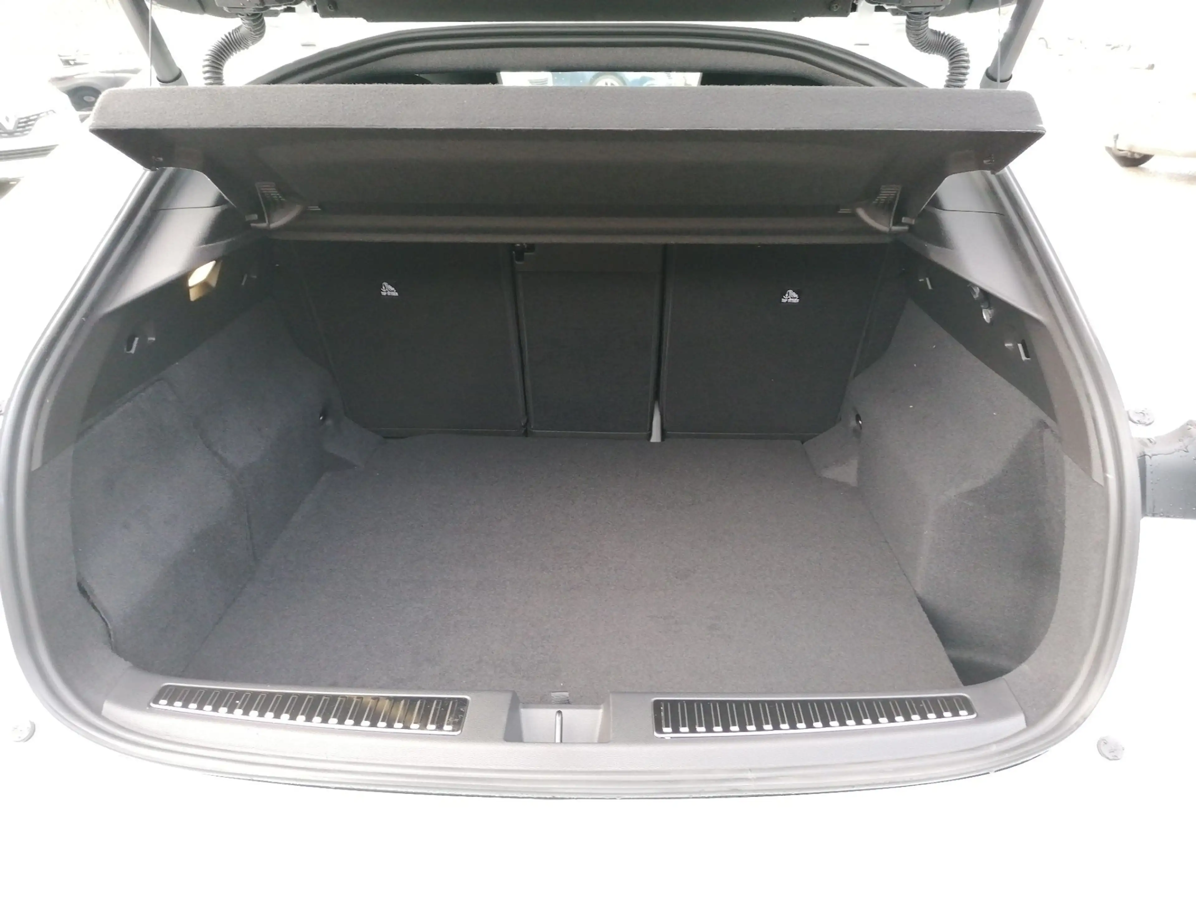 Renault Rafale RAFALE Techno Full Hybrid E-Tech 200 — photo 10
