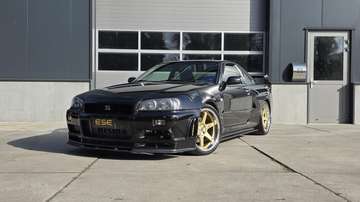 R34 GTR V-spec LHD (UK-Spec) 1 of 80