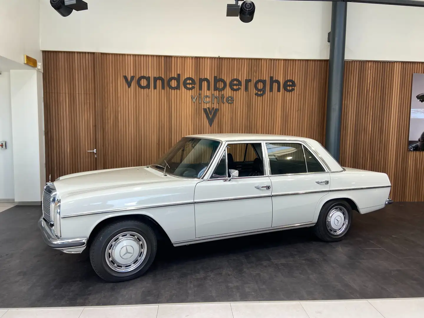 Mercedes-Benz 220 sublieme staat - 1ste eigenaar - 43000km Белый - 1