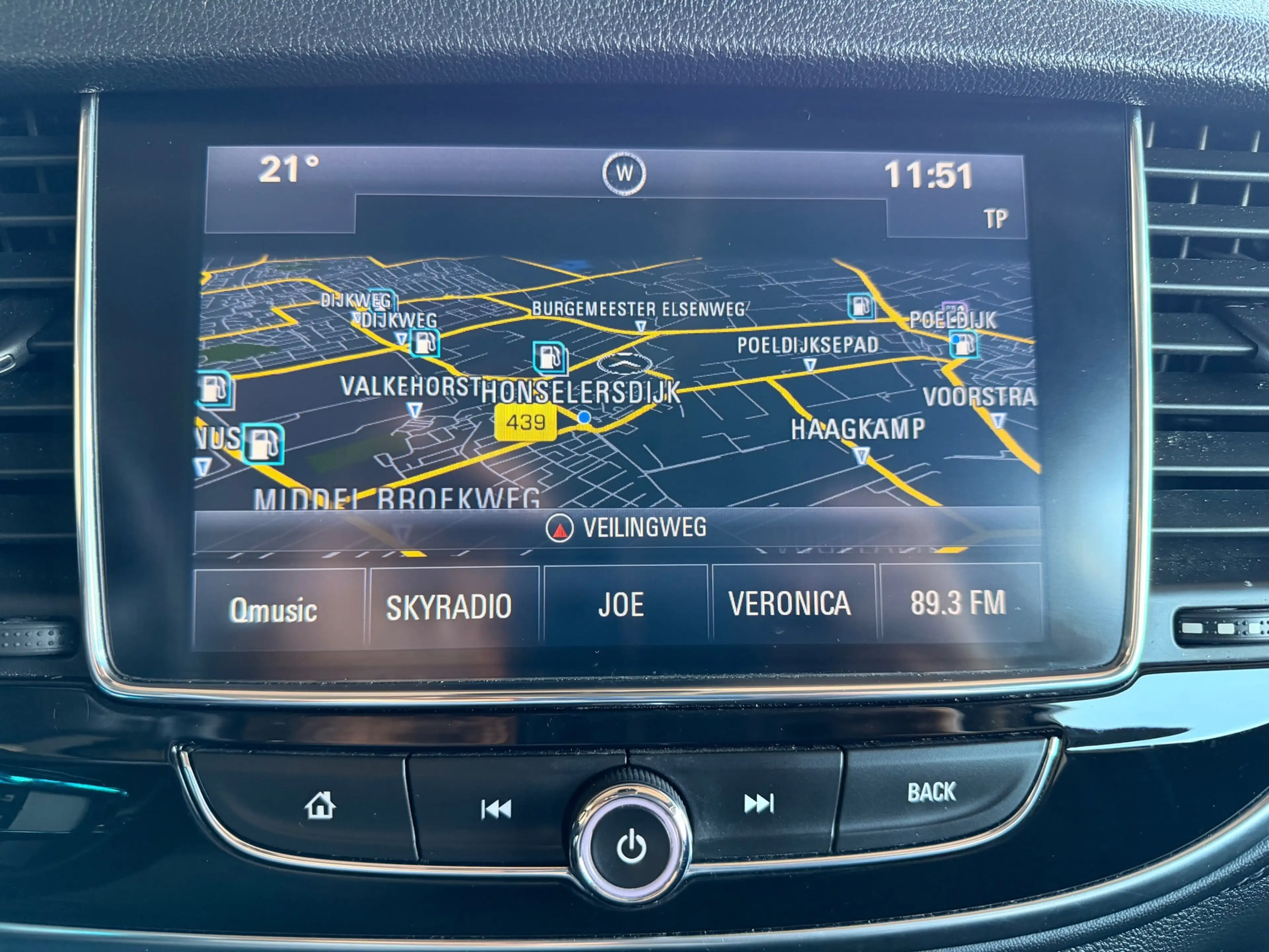 Opel Mokka X 1.6 Selection/Camera/Navi/Pdc/Led/Cruise-c/Climate — photo 20