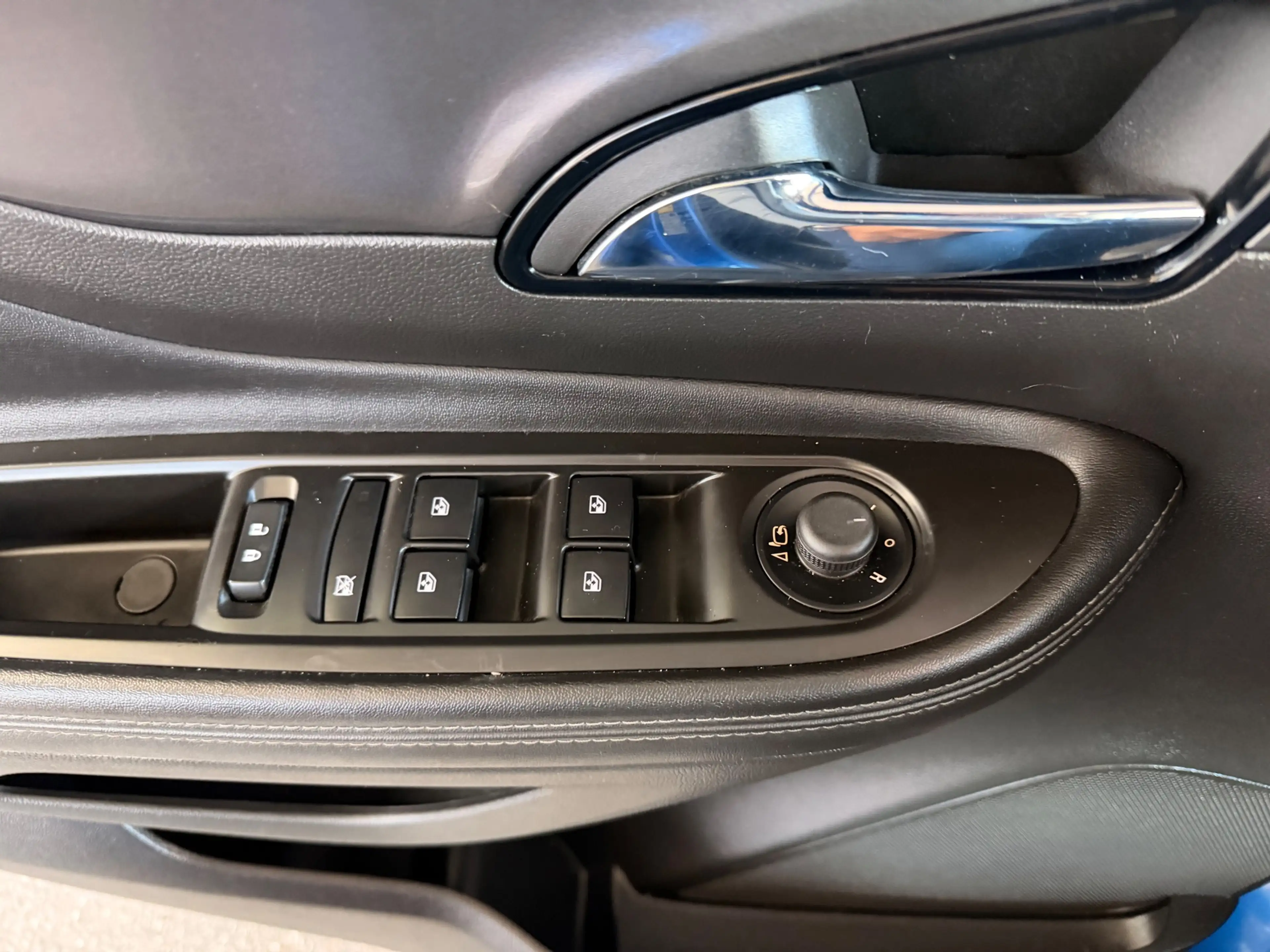 Opel Mokka X 1.6 Selection/Camera/Navi/Pdc/Led/Cruise-c/Climate — photo 24