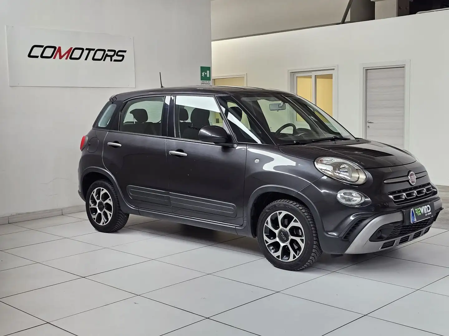 Fiat 500L 1.4 95 CV S&S Connect Grau - 2