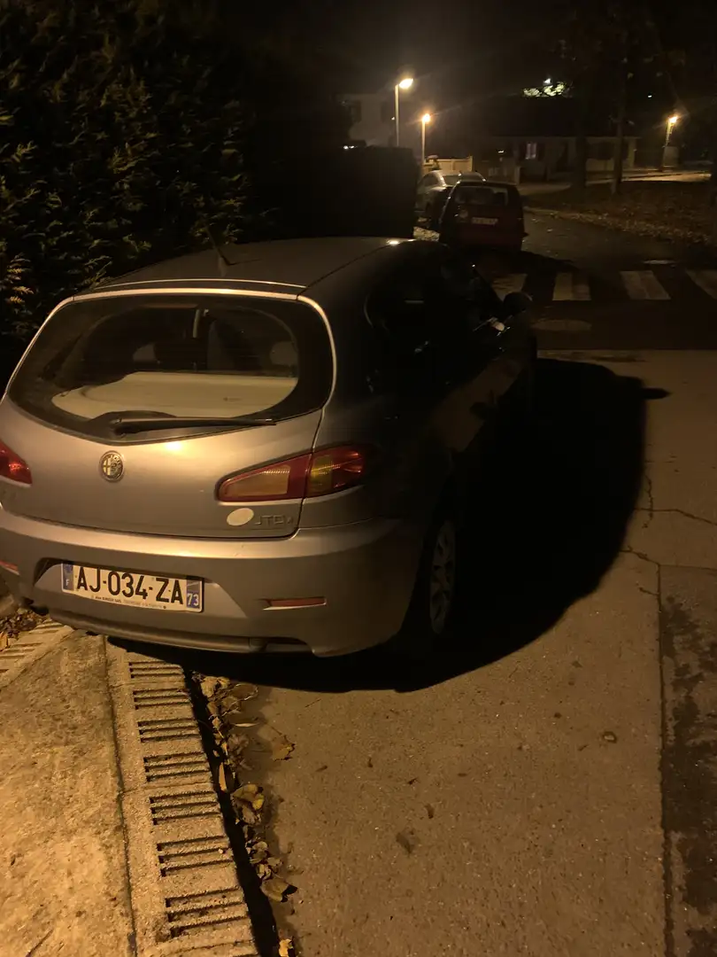Alfa Romeo 147 147 1.9 JTD M-JET 120 Selective - 2
