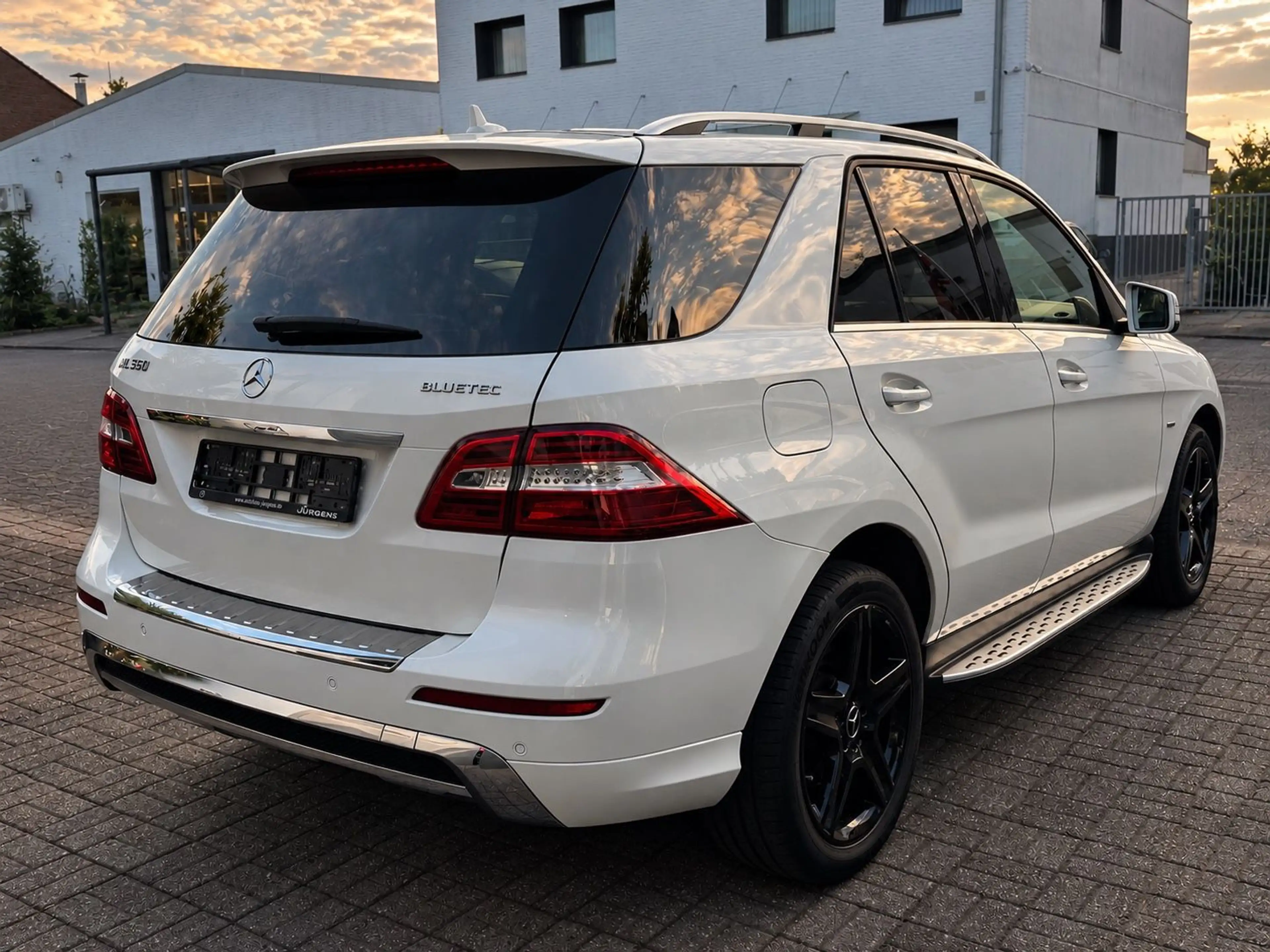 Mercedes-Benz ML 350 CDI AMG BlueTec 4Matic LED/Schiebed./Tempo — photo 3