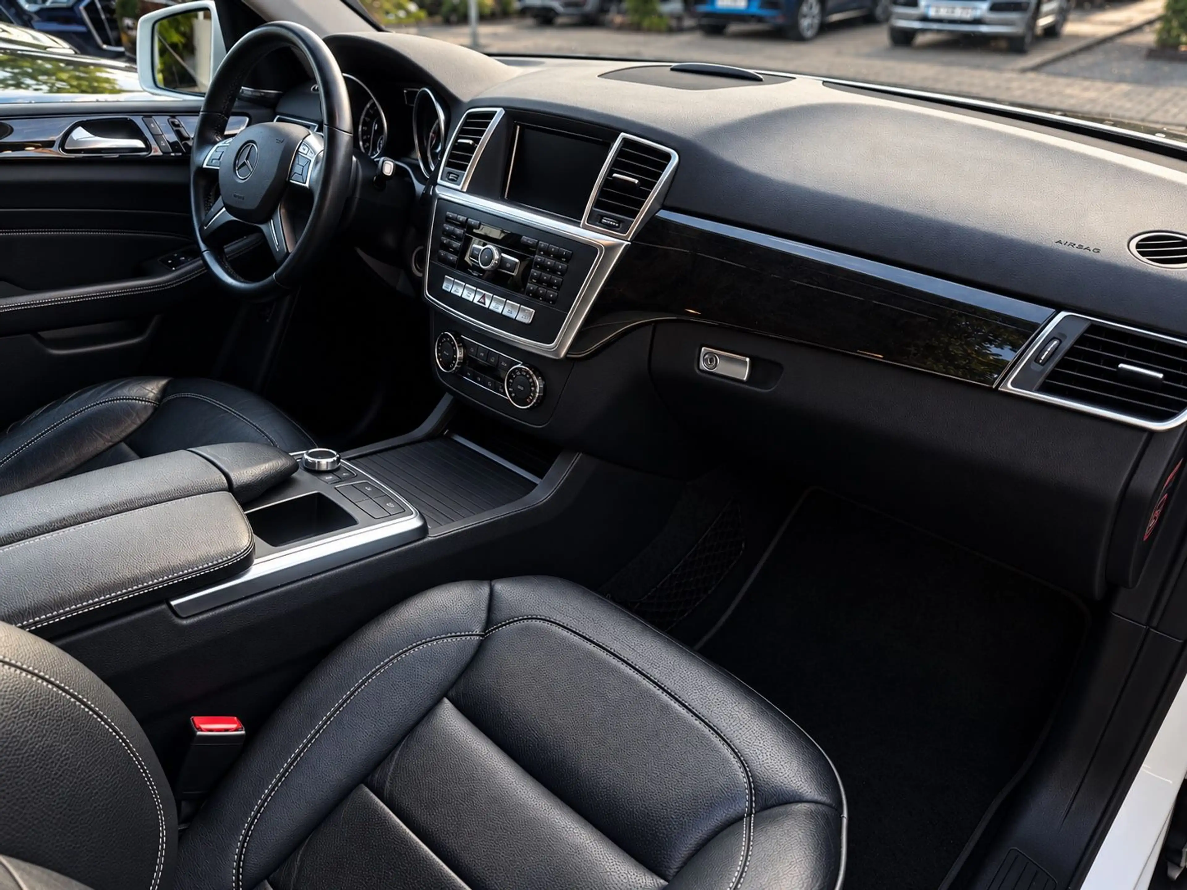 Mercedes-Benz ML 350 CDI AMG BlueTec 4Matic LED/Schiebed./Tempo — photo 6