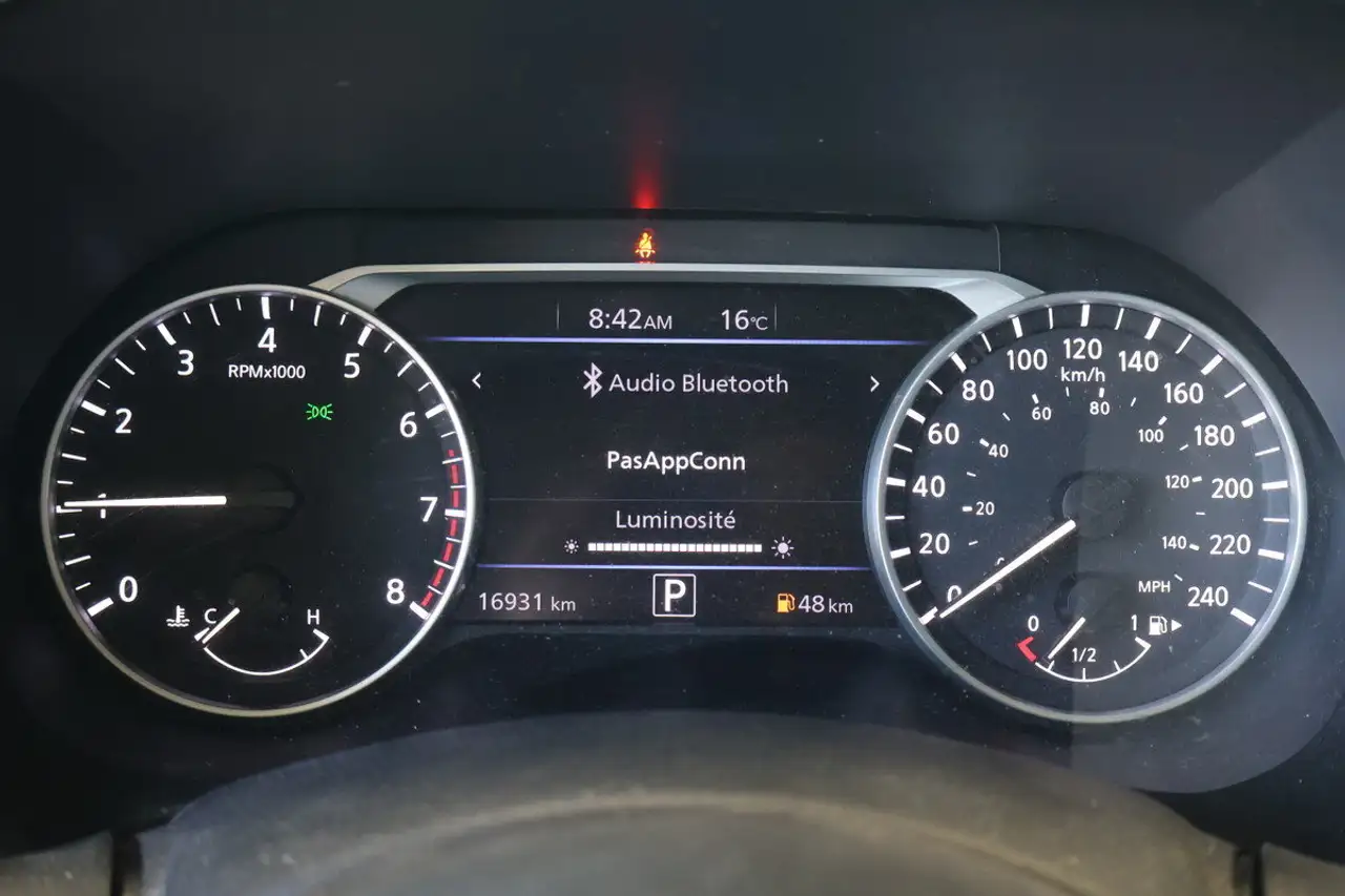 Nissan Sentra снимка Nissan Sentra