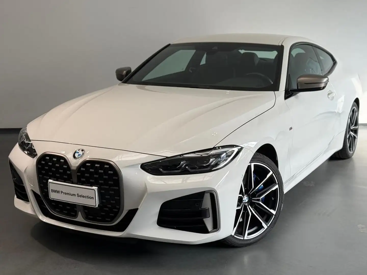 BMW M4 Serie 4 M M440i Coupe mhev 48V xdrive auto Blanc - 1