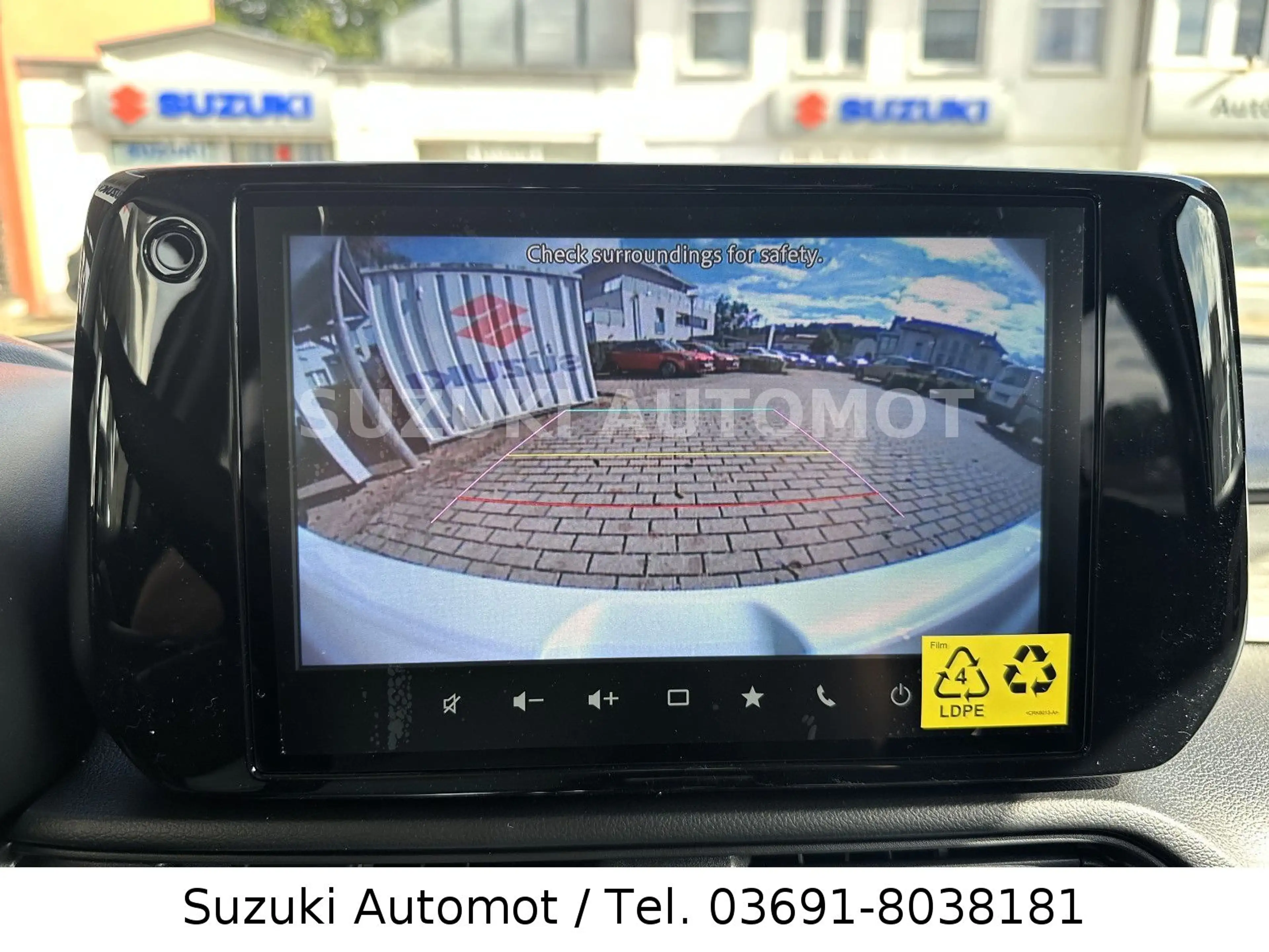 Suzuki Swift HYBRID Comfort+ X-ITE Navi LED Kamera SHZ — photo 10