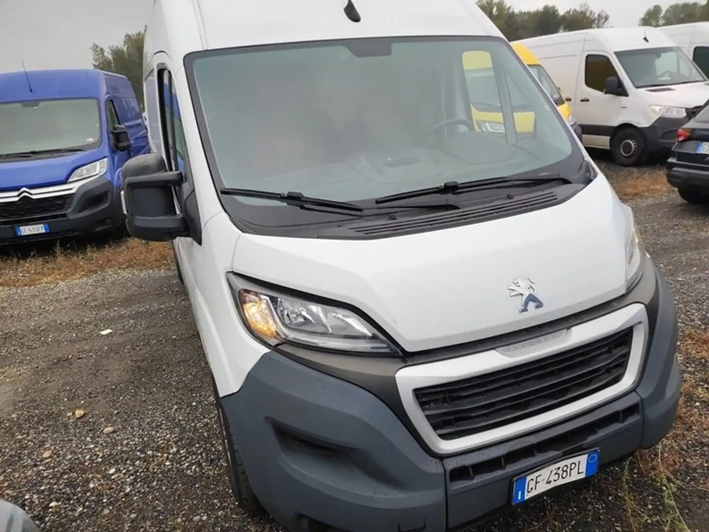 Peugeot Boxer 330 L2H2 2.2 BlueHDi 140cv - GF438PL Blanc - 2