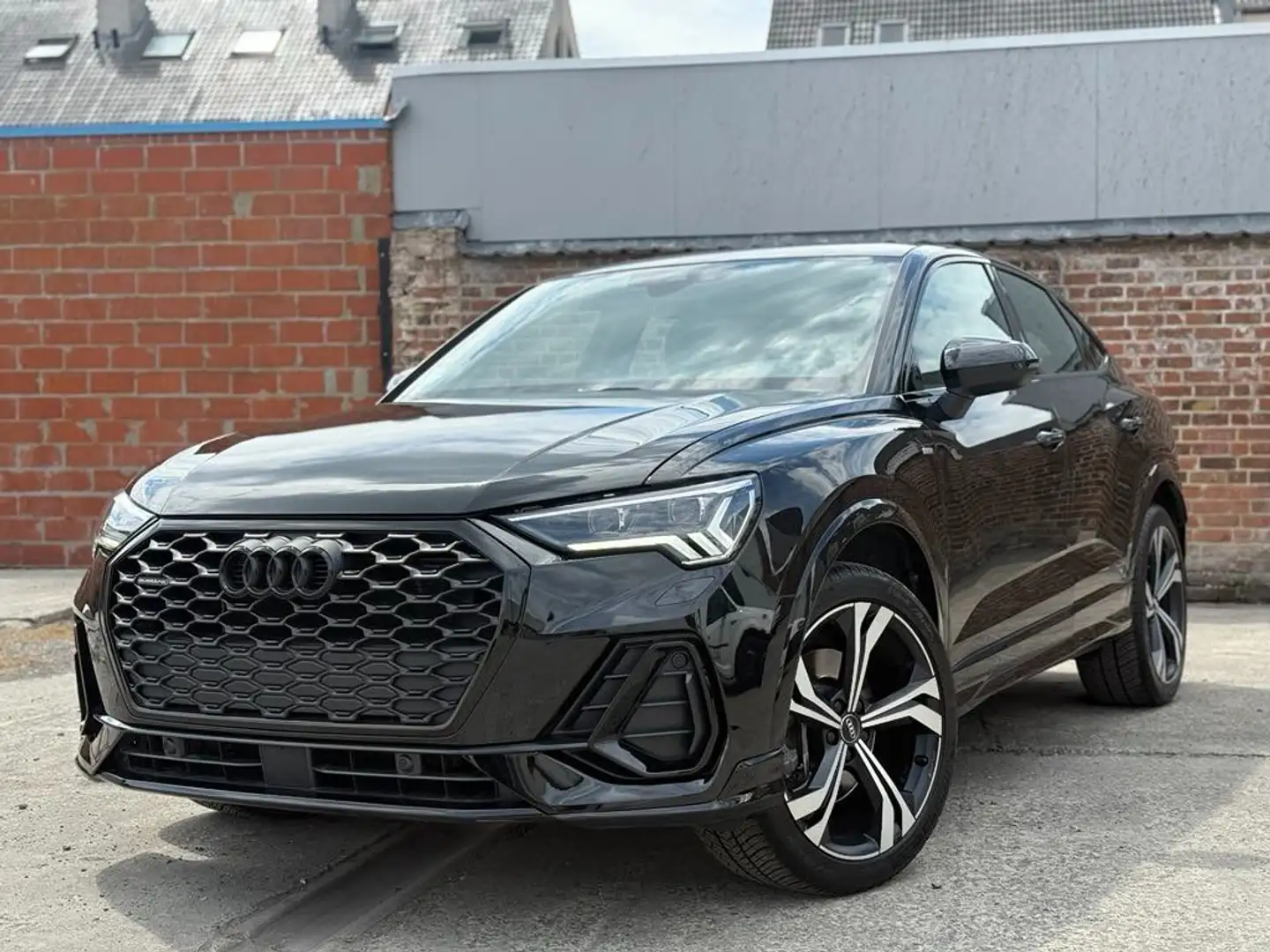 Audi Q3 Q3 45 TFSI Sportback quattro S tronic S line Black - 1