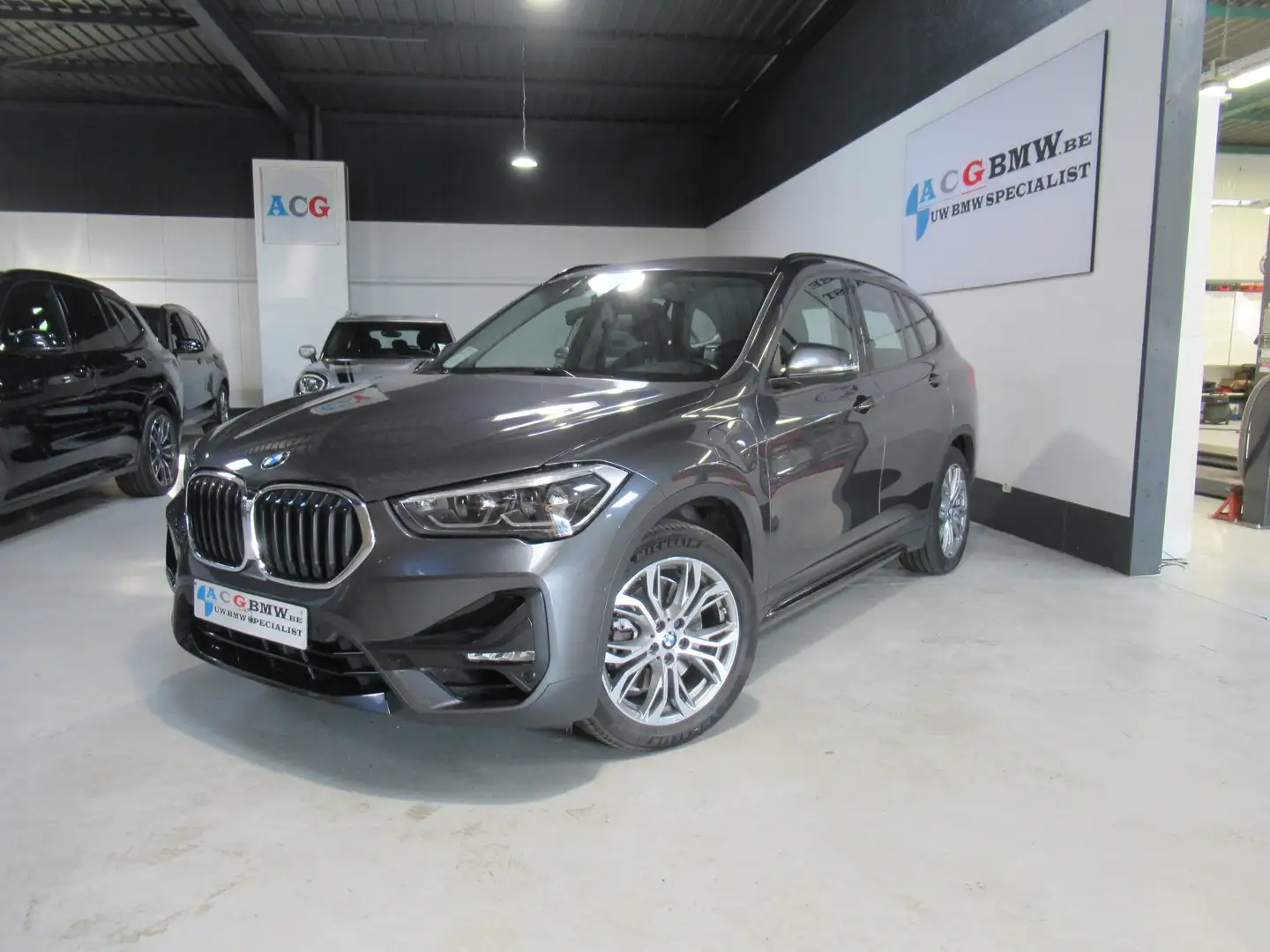 BMW X1 25e Hybr TrekH ComF LED ParkAss HiFi DAB AG PLUS ! Gris - 1