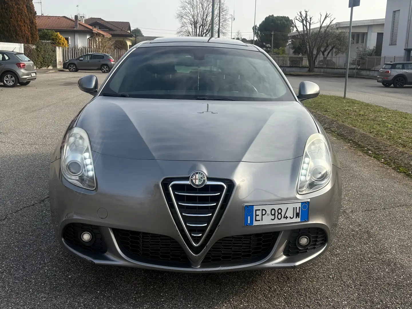 Alfa Romeo Giulietta 2.0 jtdm(2) AUTOMATICA 170cv Grigio - 2