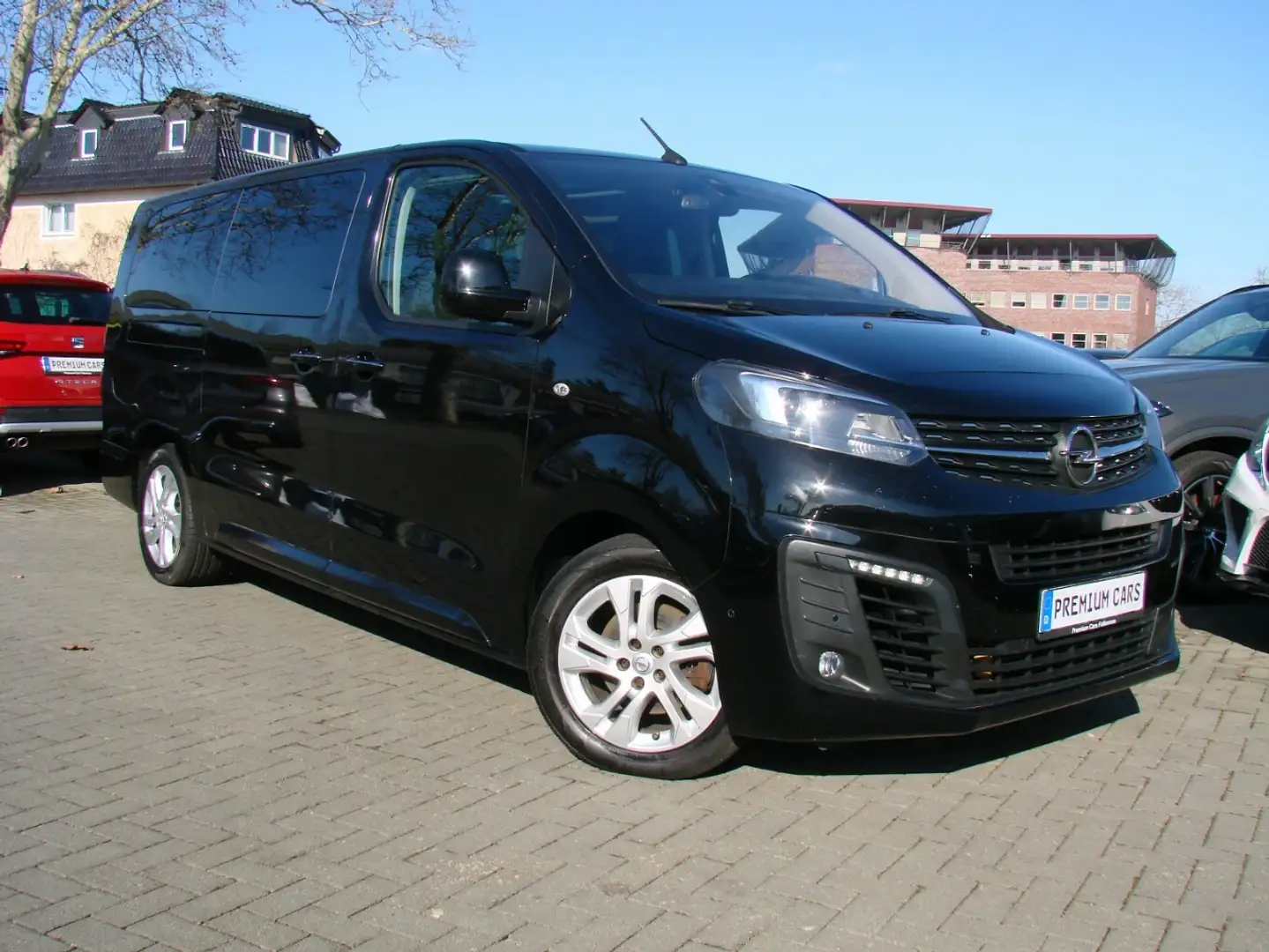 Opel Zafira Life Edition L3 Panorama HeadUp Bi-Xenon Navi Negru - 1