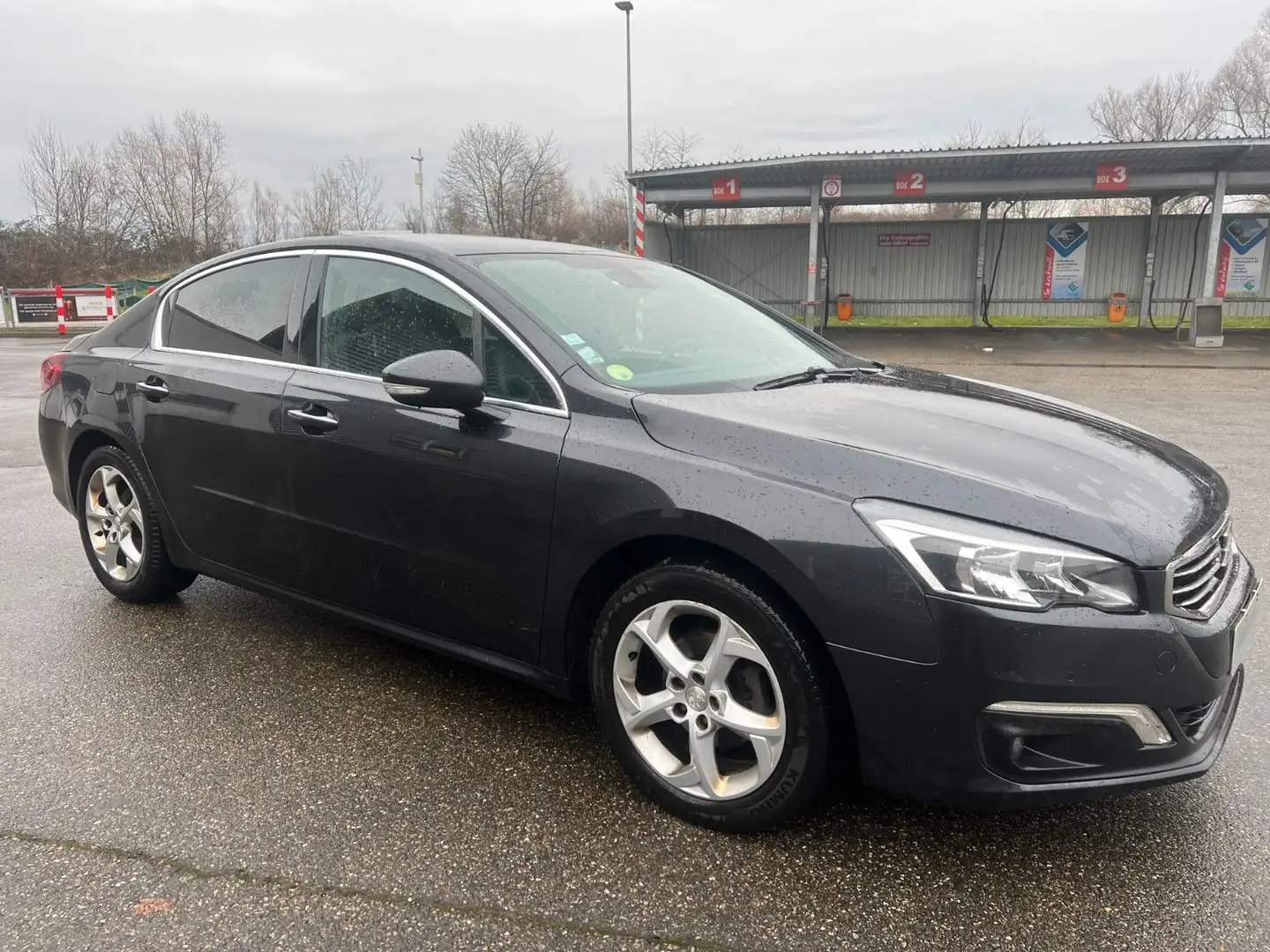 Peugeot 508 1.6 BlueHDi *Limo*automatik*Kamera*Leder Schwarz - 1