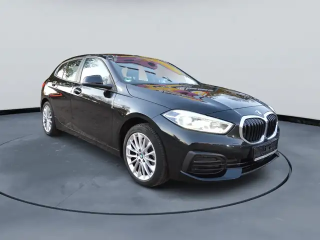 Bmw 120 d Limousine Advantage NAV,LED,PDC,Carplay
