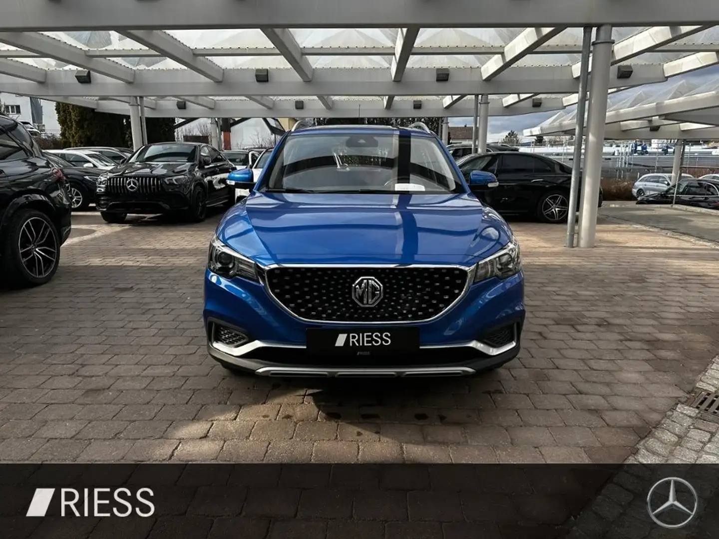MG ZS EV Luxury Navi LED Pano Keyless Spur Kamera Leder Bleu - 2