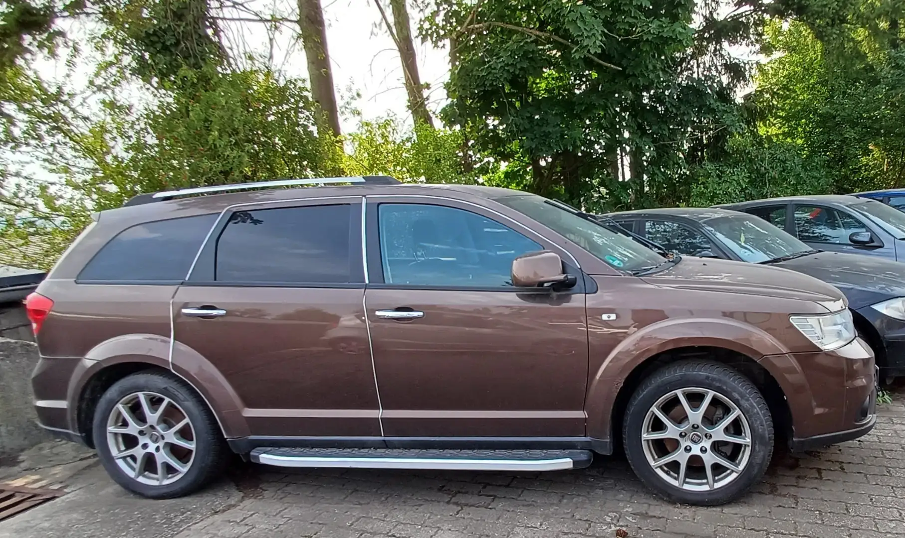 Fiat Freemont 2.0 Multijet 16V DPF Urban, Brun - 1