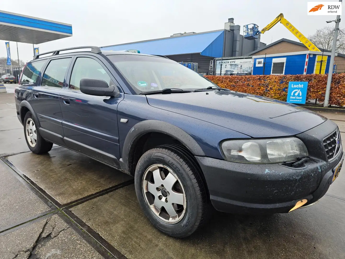 Volvo V70 Cross Country 2.4 T LPG-g3 AUTOMAAT/airci/CRUISE Blau - 1
