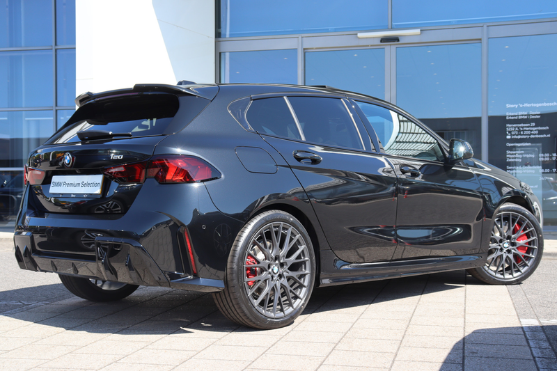 BMW 120 1 Serie M Sport Automaat / Panoramadak / Sportstoe — photo 10